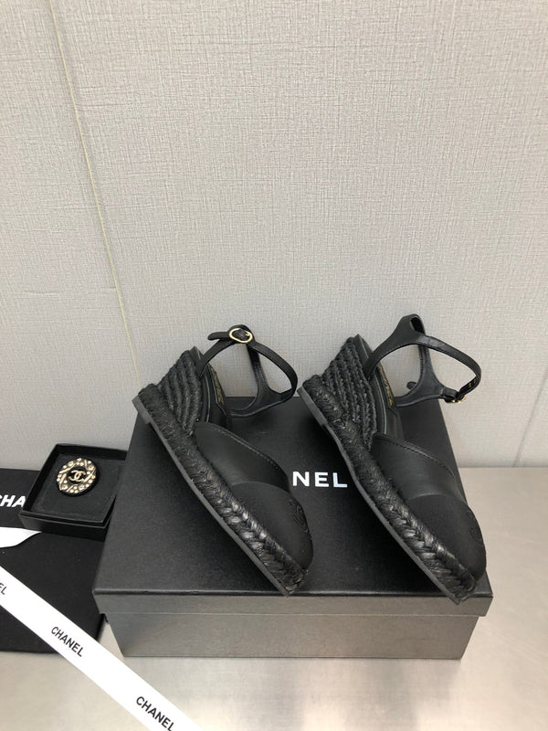 MARY JANE WEDGE BLACK LAMBSKIN