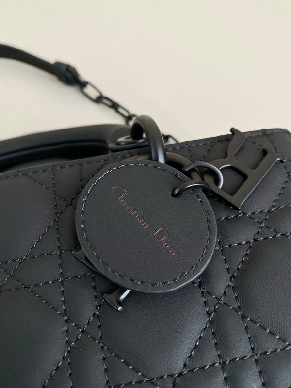 D-JOY BAG 22 IN BLACK LAMBSKIN