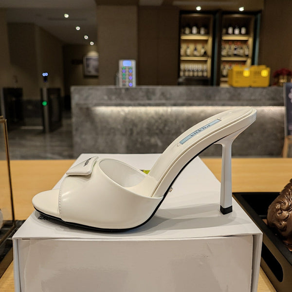 Prada 26S Open-Toe Mules 100mm in Ivory White Patent Calfskin with Logo