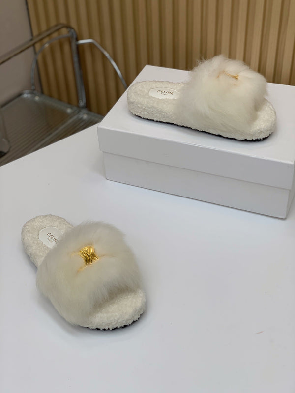 CL 26s Sandals In White Wool