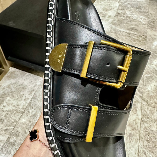 CHLOÉ DAD SANDALS IN BLACK CALFSKIN WITH GOLD HARDWARE