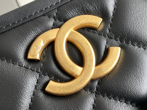 cc 24s 24cm hobo bag black calfskin gold hardware