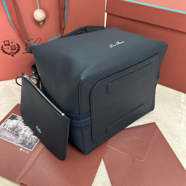 LARGE 36 BALE BAG IN BLACK GRAINED CALFSKIN