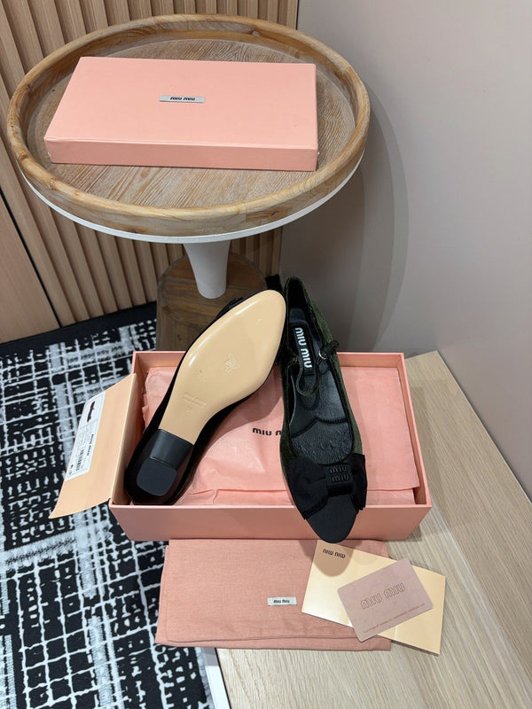 Miu Mary Jane  Dark Green And Black Velvet