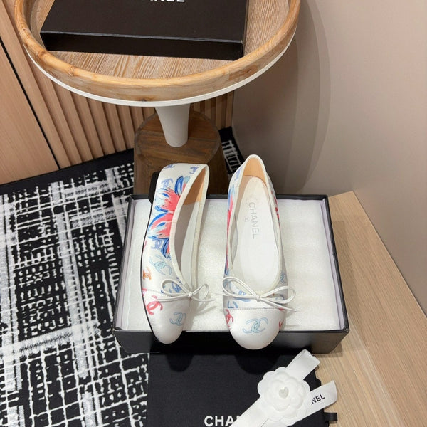CC Ballet Flats White Silk Flowers And Lambskin
