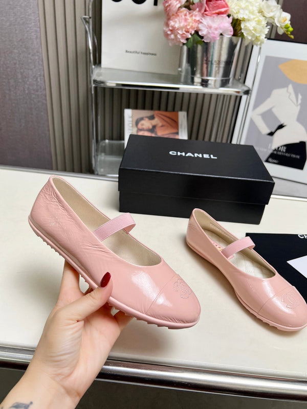 CC 26s Ballet Flat Light Pink Glossy Sheepskin 684822