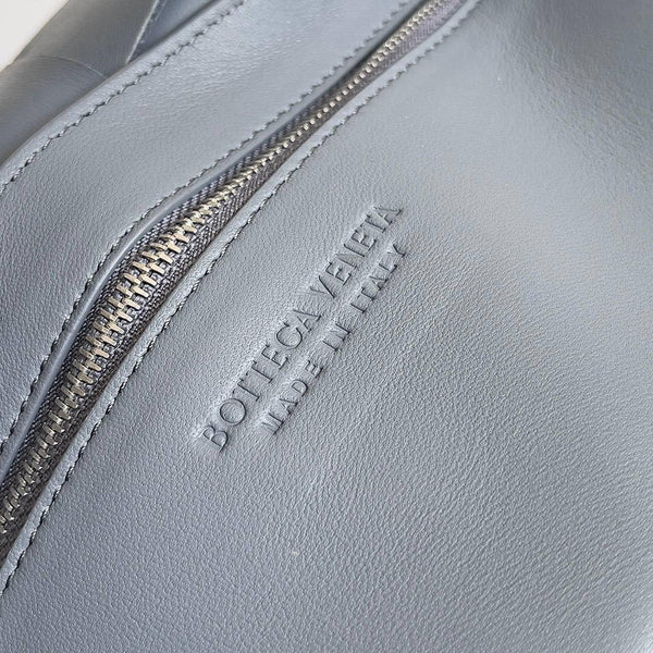 BV Two-In-One Cassette Bag 26cm Grey Leather
