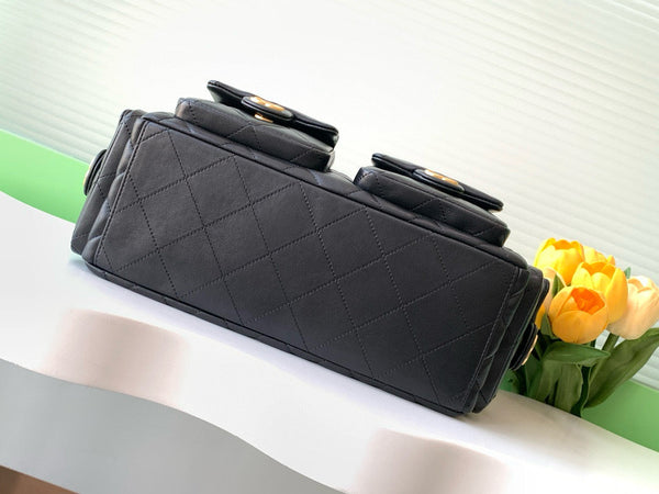MAXI HOBO BAG 27 IN BLACK LAMBSKIN GOLD HARDWARE