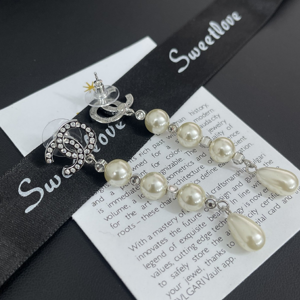 CC Pearl Earring