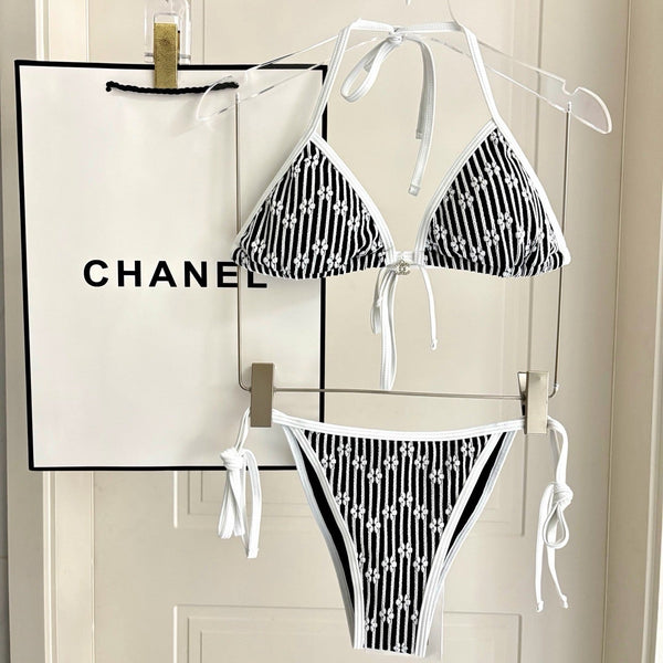 CC Bikini Set in Floral Print Black 289858