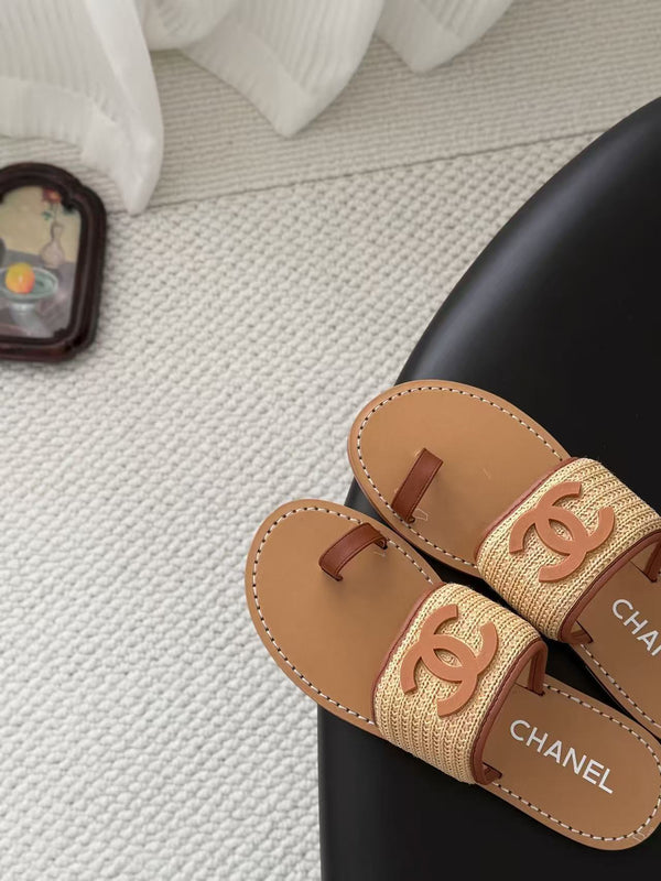 CC Toe Ring Thong Sandal In Beige Tan Brown Woven And Leather