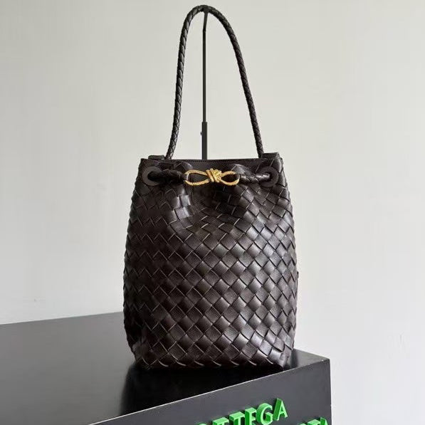 BV Andiamo Small Bucket Bag Brown 30cm Lambskin 855756
