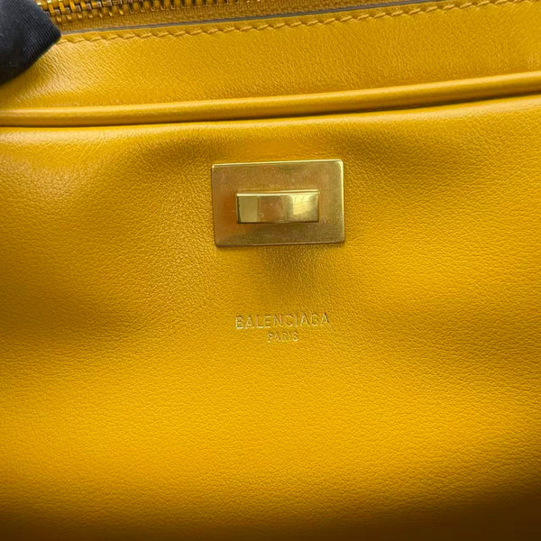 BG Le 7 Shoulder Bag Yellow Calfksin