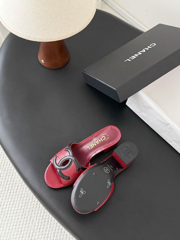 CC Sandals 5cm Burgundy Crocodile-Embossed Calfskin