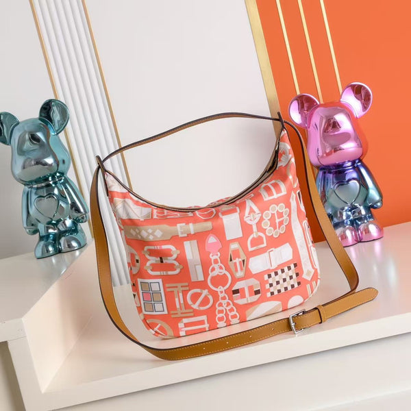 HM Sursoie To Go Pouch 22.5CM Orange Swift Canvas