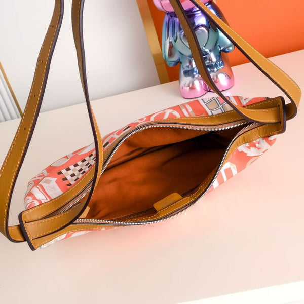 HM Sursoie To Go Pouch 22.5CM Orange Swift Canvas