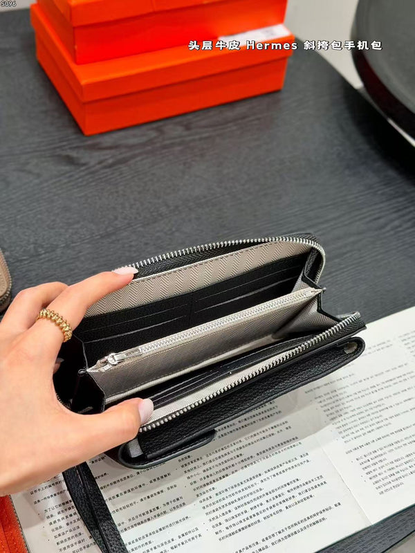 HM H-Logo Phone Wallet Bag 19cm In Black Togo Leather