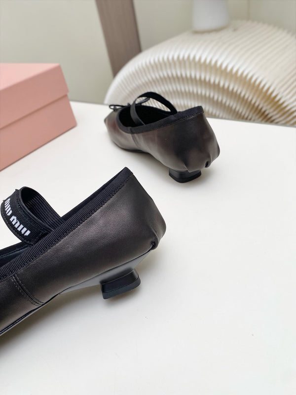 Miu Classic Bow Letter Ballet Black Calfskin