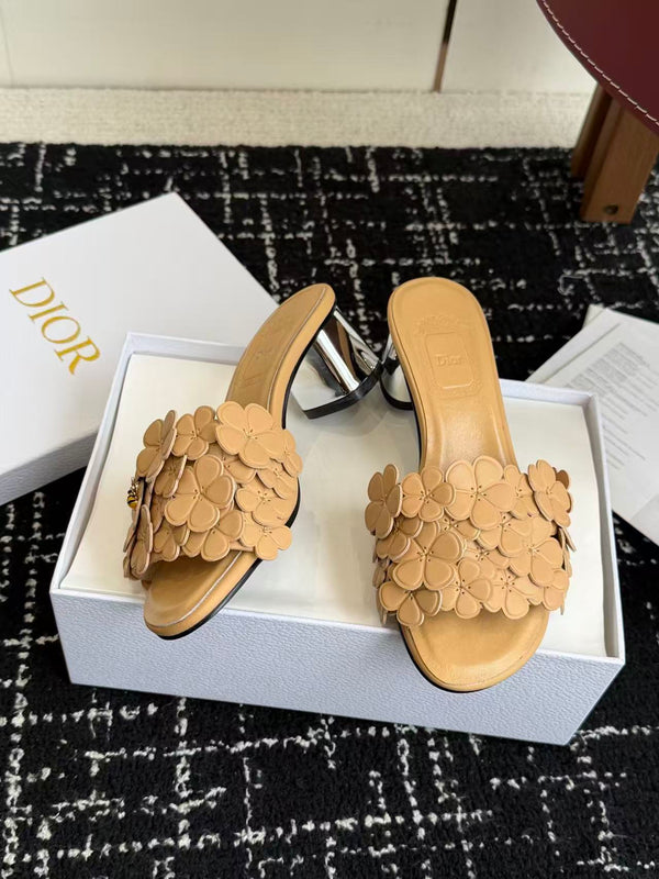CD Bloom Mules 4.5CM Beige Leather Flowers Bee Accent 966853
