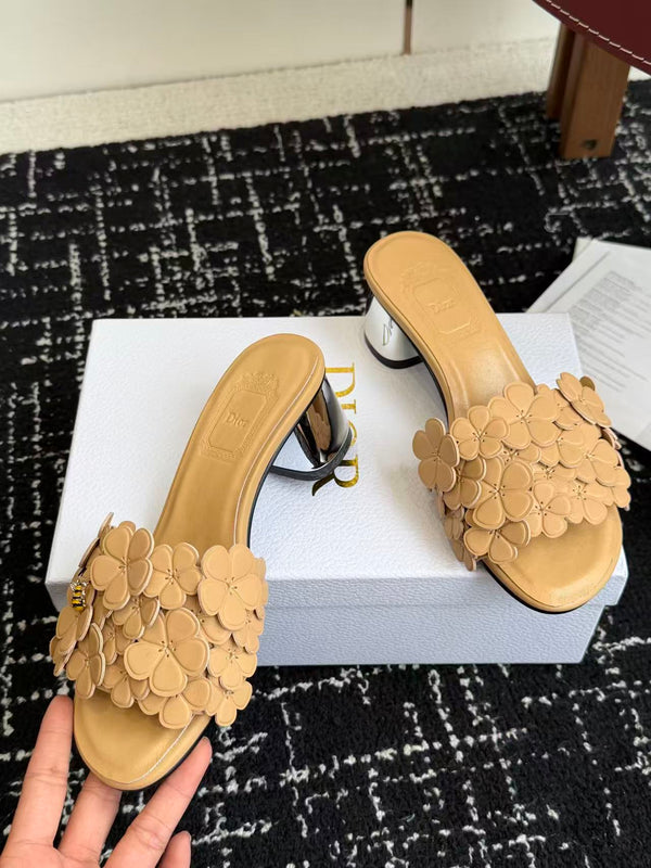 CD Bloom Mules 4.5CM Beige Leather Flowers Bee Accent 966853