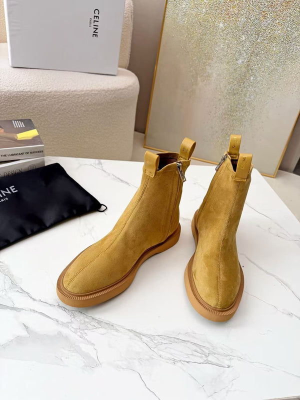 CE Flow Zipped Boots Beige Suede Lambskin