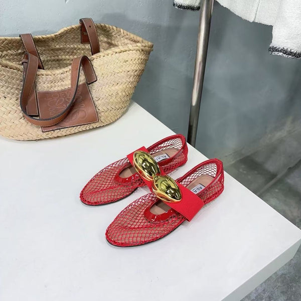 Alaila Ballet Flats Gold Oval Buckle In Burgundy Mesh Fabric 895243