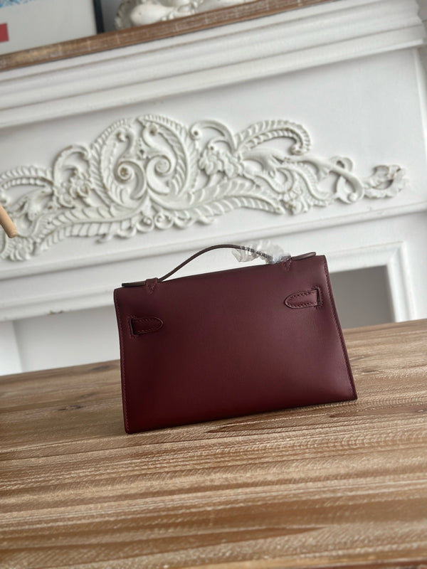 HM Kelly Pochette Rouge H 22CM Burgundy Swift Leather