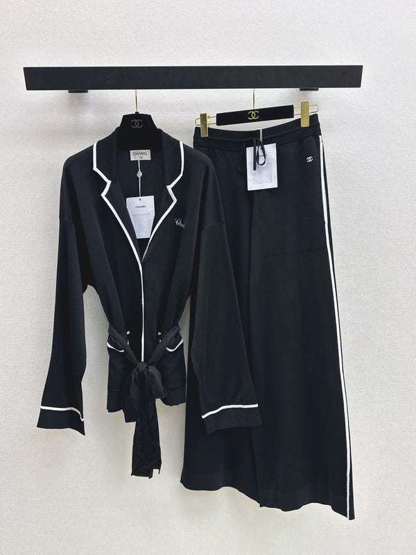 CC Cardigan and Wide-Leg Pants Set in Mulberry Silk 327277