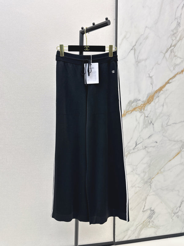 CC Cardigan and Wide-Leg Pants Set in Mulberry Silk 327277