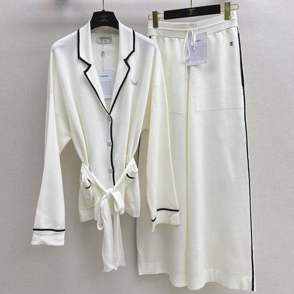 CC Cardigan and Wide-Leg Pants Set in Mulberry Silk 327277