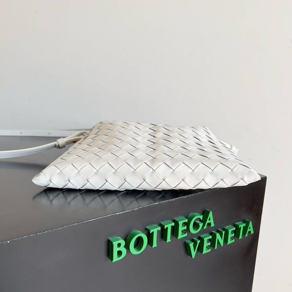 BV Mini Hop White Calfskin