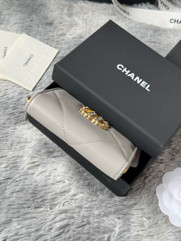 CC 19 Zipped Coin Purse Lambskin