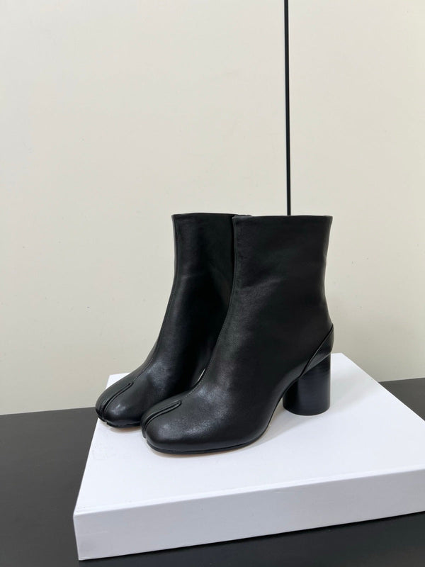 MM Tabi Ankle Boots 7.5cm Black Leather