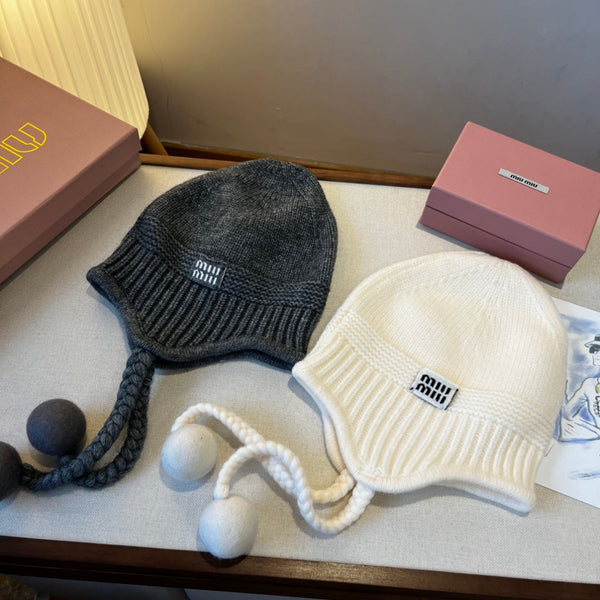 Miu Earflap Cap 437125