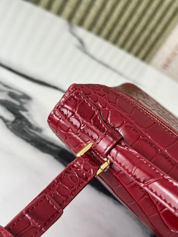 Extra Pocket L19 Burgundy Alligator Pattern Leather GHW