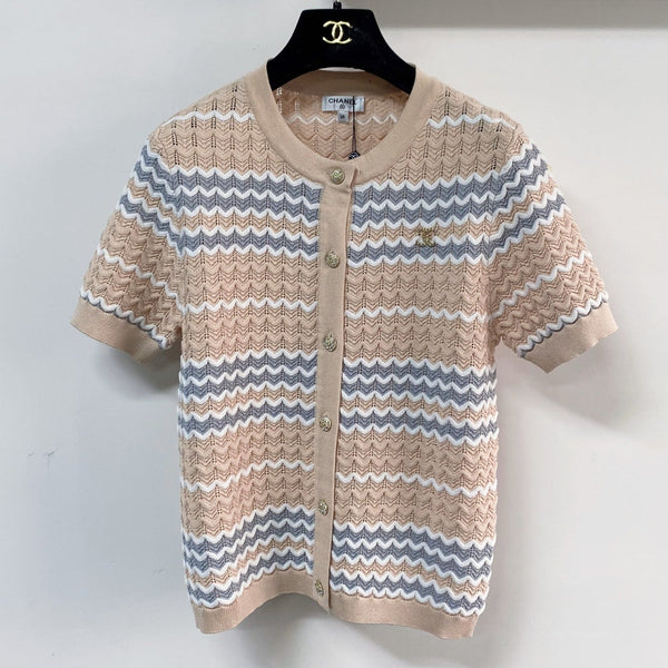 Chanel Two-Tone Cardigan Short-sleeved Shirt in Viscose