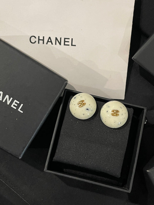 CC Earrings 284876