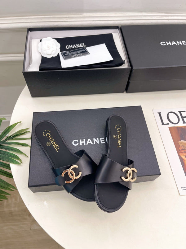 CC 26ss Pre-Collection Double C Slide Sandals Black Leather 946869
