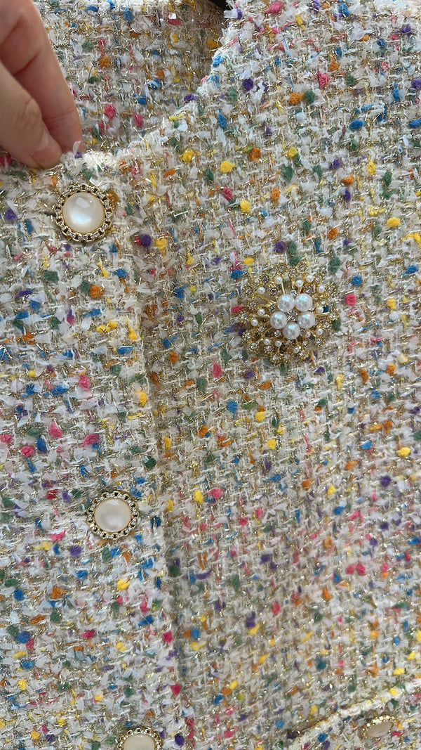 CC Vest Jacket Front Pockets Brooch Detail Cream Multicolor Tweed 415656