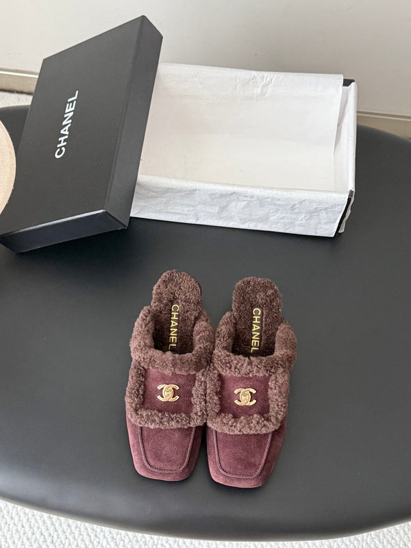 CC 26S Shearling Trim Mules Burgundy Gold Suede 127801