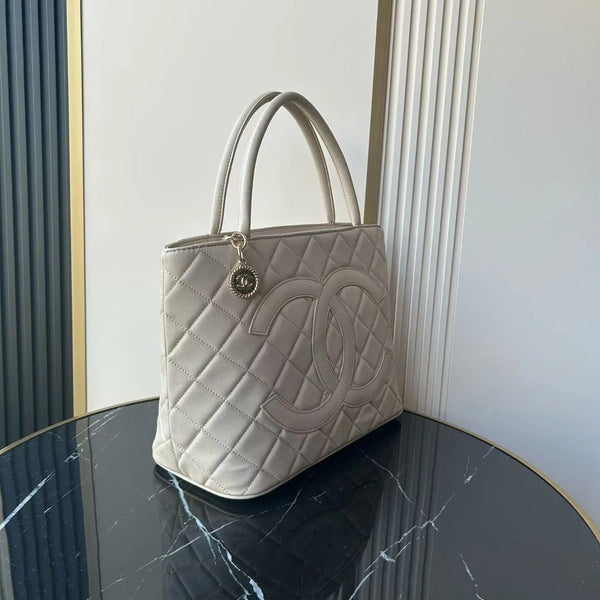 CC 2026 Medallion Tote Bag 30cm Light Grey Caviar Cowhide