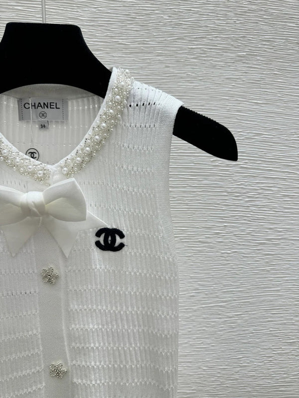 Chanel 2026 Heavy-Duty Captain Round Neck Knitted Vest Wool 170651
