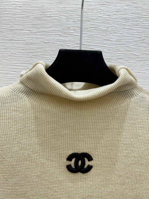 CC 2026 Turtleneck Sweater Wool 831503