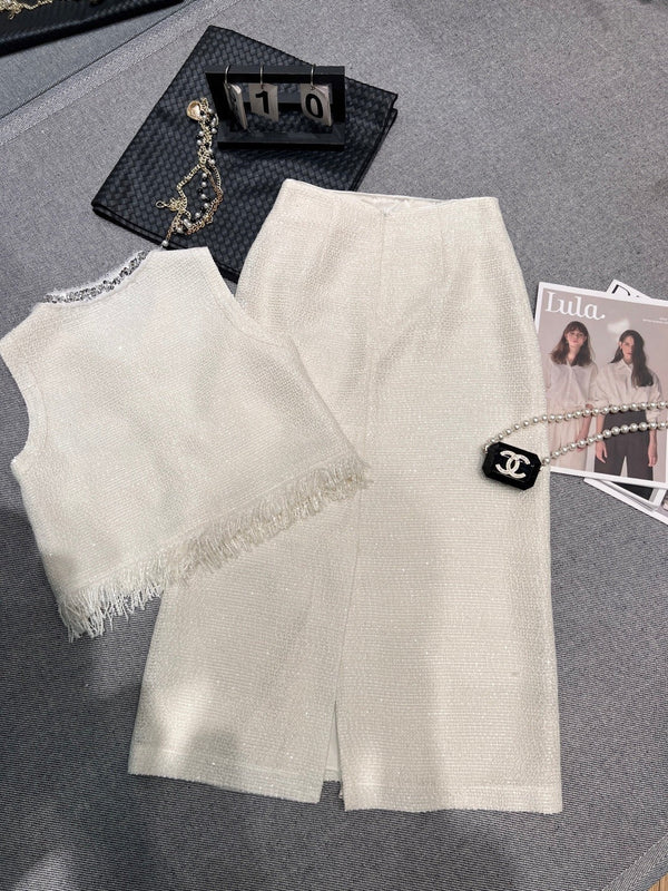 Chanel 2026 Sequined Suit Cream Wool Acrylic 210592