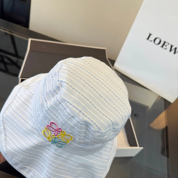 LW Multicolor Logo Bucket Hat 400739