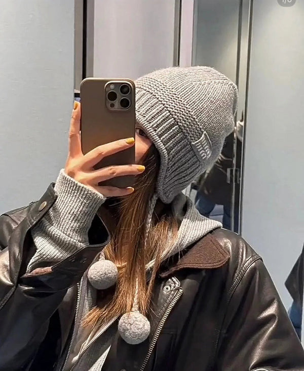 Miu Earflap Cap 437125