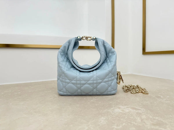CD 2026 Toujours Hobo Bag 19CM Lambskin