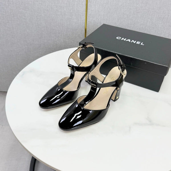 CC 2026 T-strap Slingback 90mm Patent Leather 904405
