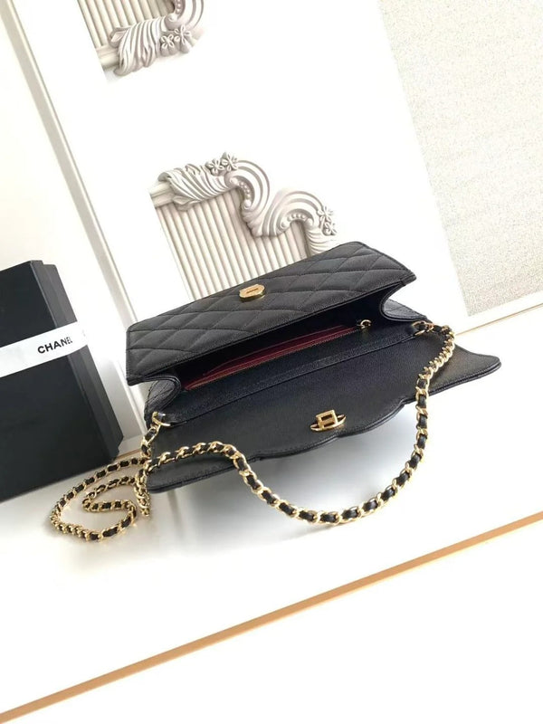 CC 2026 Flap Bag 24cm Pebbled Calfskin