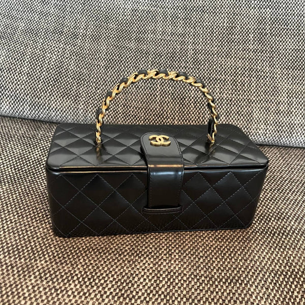 CC 2026 Vintage Large Rectangular Box Vanity Case 22cm Patent Calfskin
